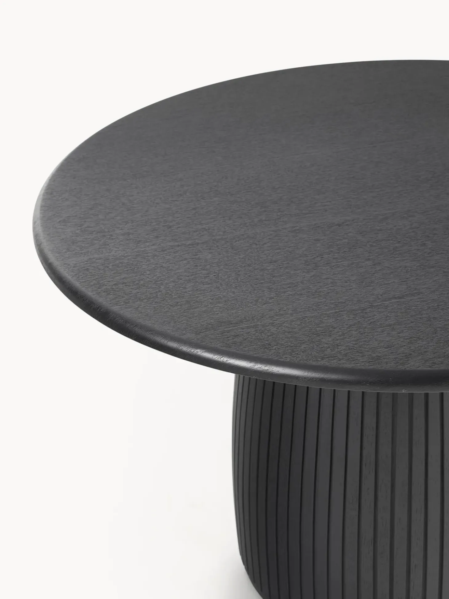 Tavolo Rotondo Con Struttura Scanalata Nelly, In Diverse Dimensioni